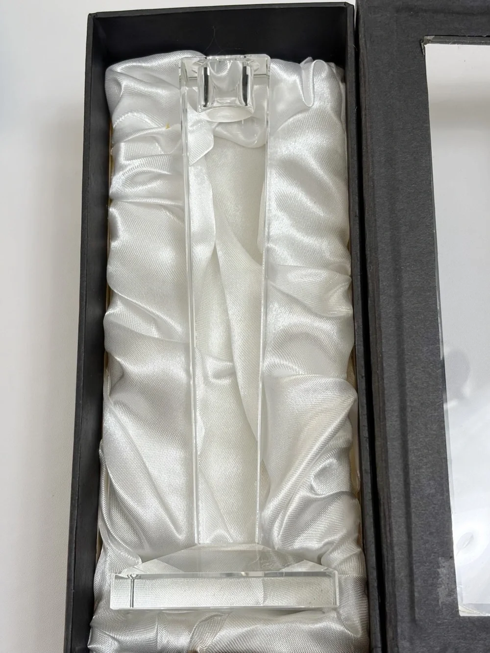 Oleg Cassini | Vintage Boxed Pair of Alanna 8